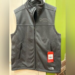The North Face Charcoal Gray Vest w/Corporate Logo size Large NWT